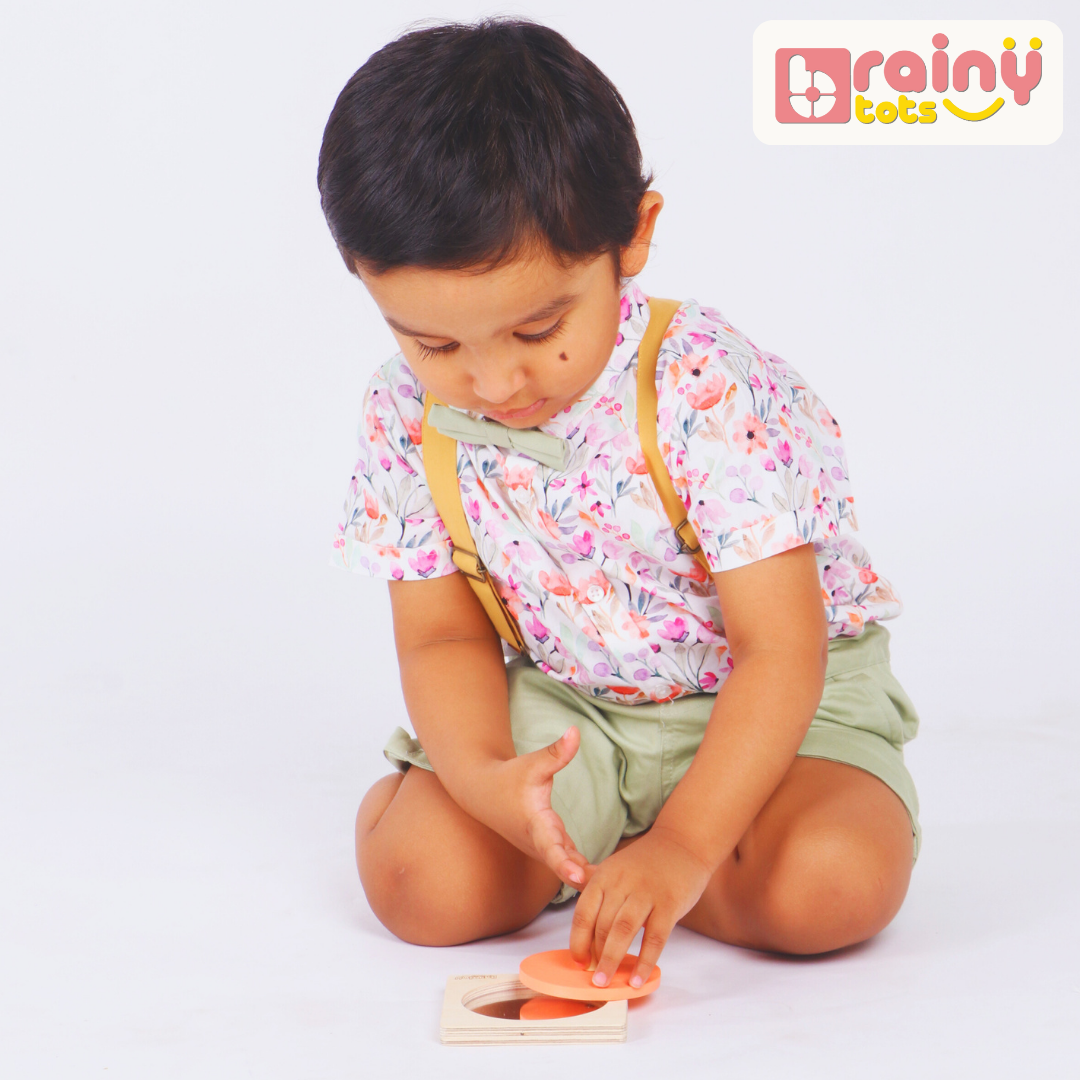 Circle Shape Puzzle - Wooden Montessori Toy for Babies 6-18 Months