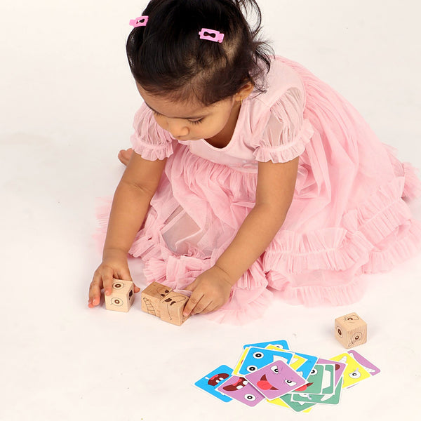Faces Match Fun Cubes - Emotion Matching Cubes – Feelings & Face-Building Game